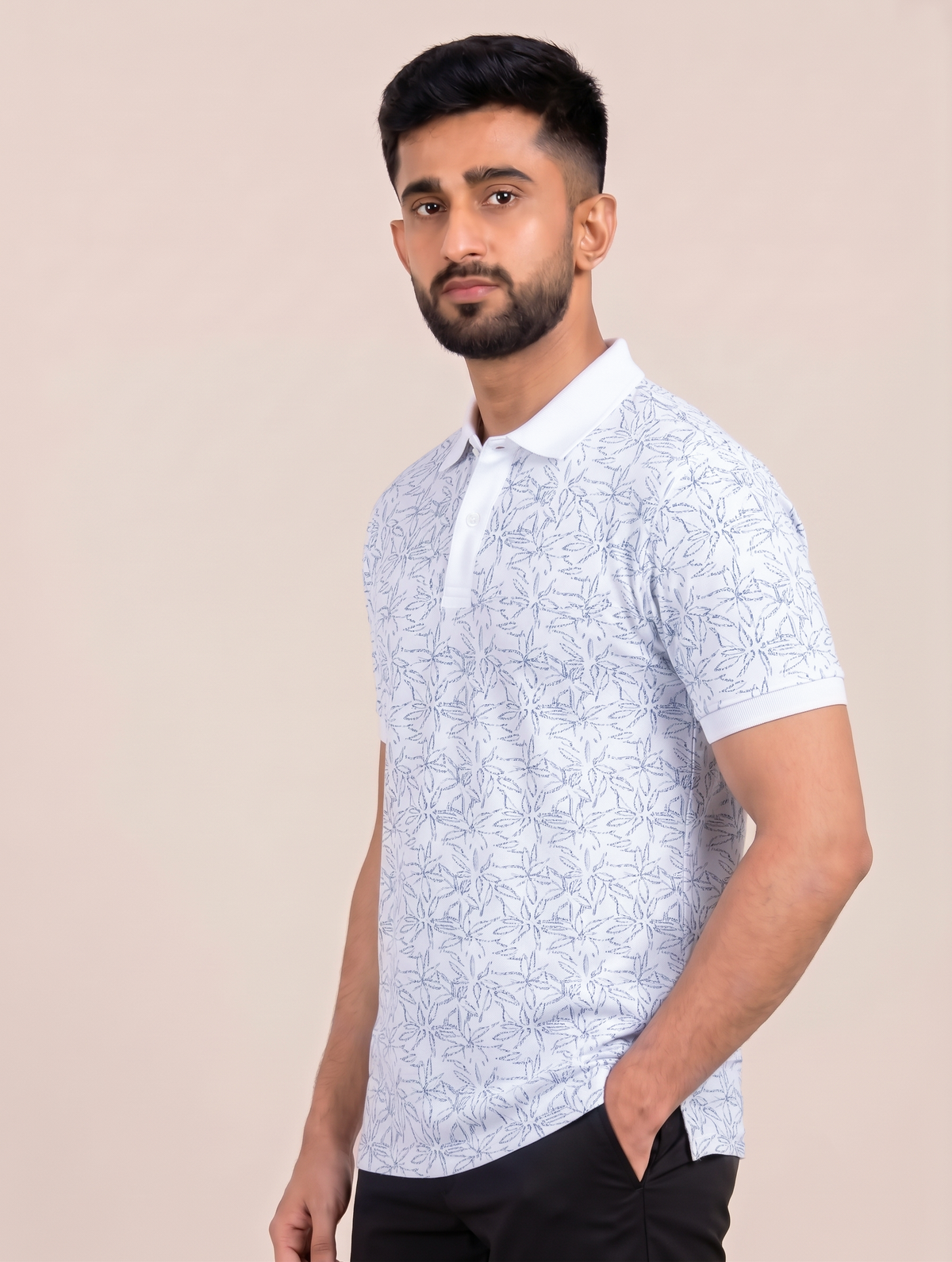 Signature Men's Botanical Leaf Printed 4-Way Stretch T-Shirt