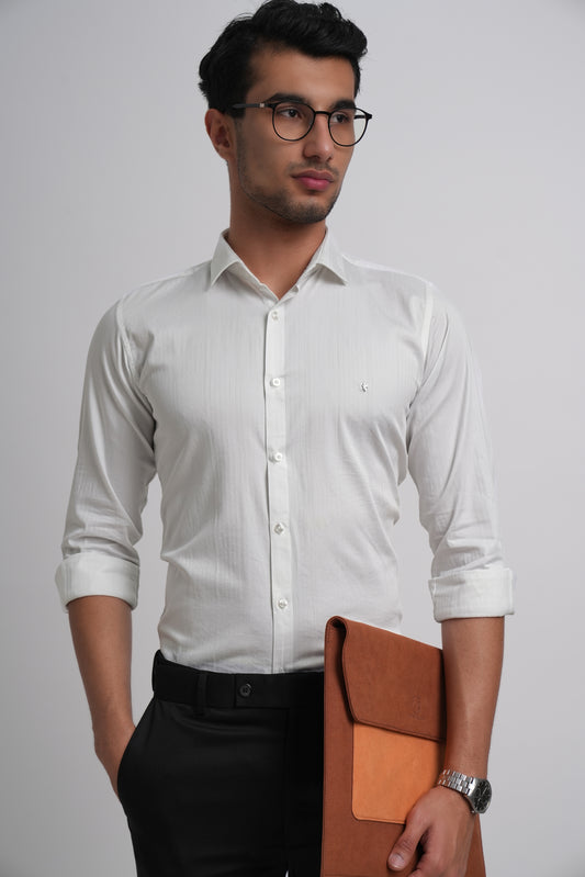White Workflow Cotton Blend Solid Shirt - 7824